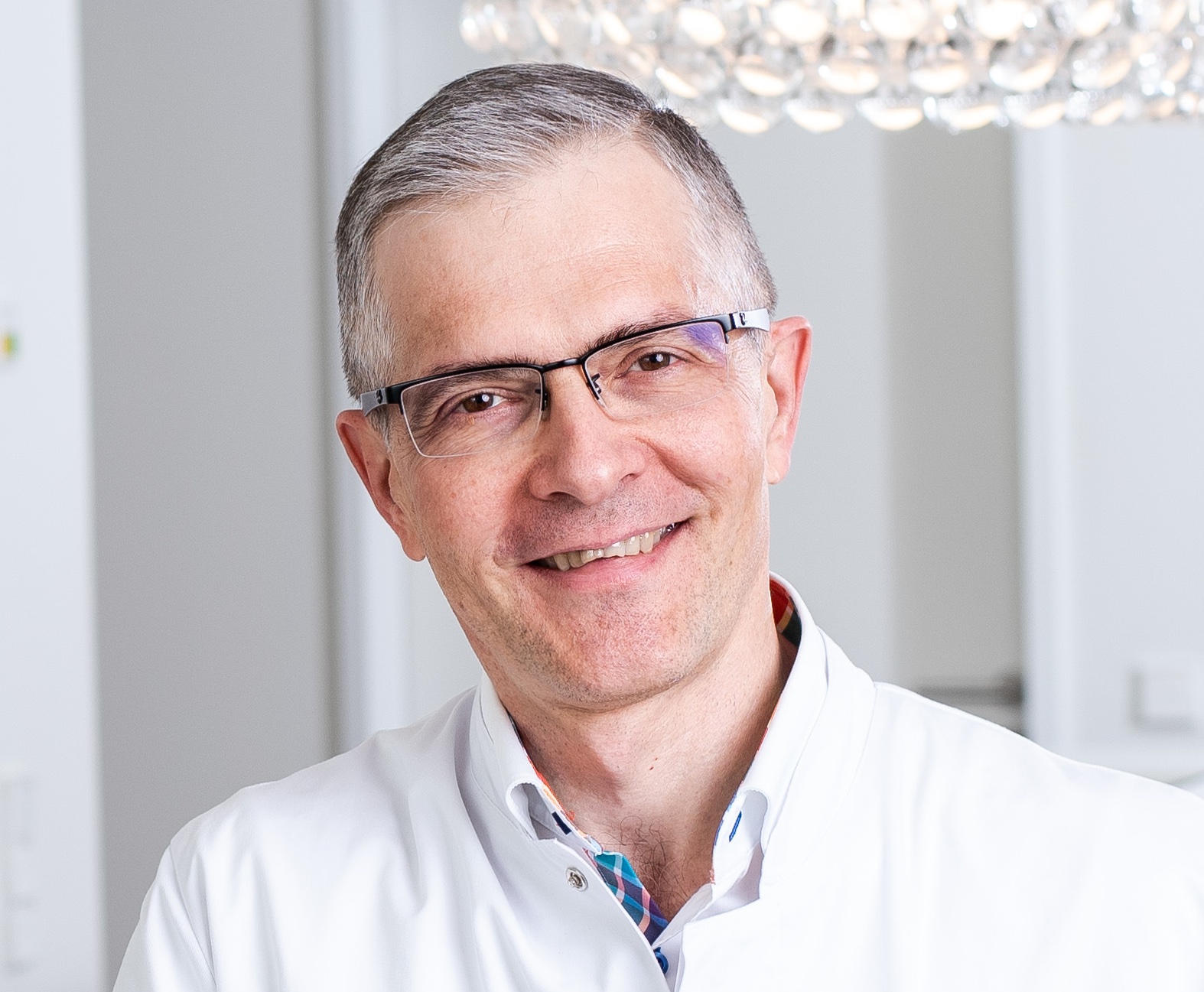 Dr. Roman Lisovets - Facharzt für Plastische und Ästhetische Chirurgie