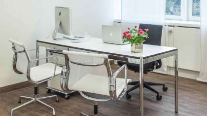 Unser Besprechungszimmer in der Praxisklinik KÖ-Aesthetics