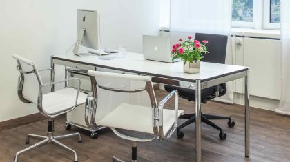 Unser Besprechungszimmer in der Praxisklinik KÖ-Aesthetics